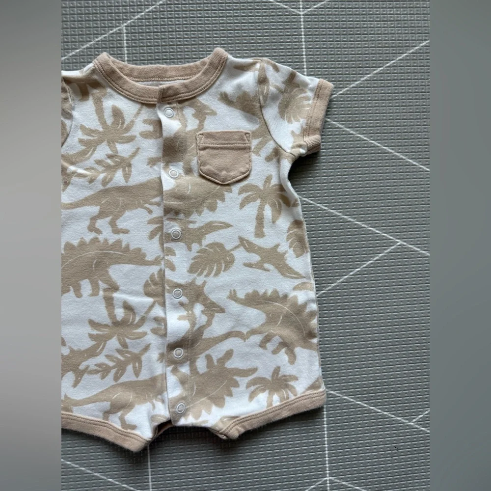 Carters|Baby boy white short sleeve romper with tan dinasour print•••soft,6M